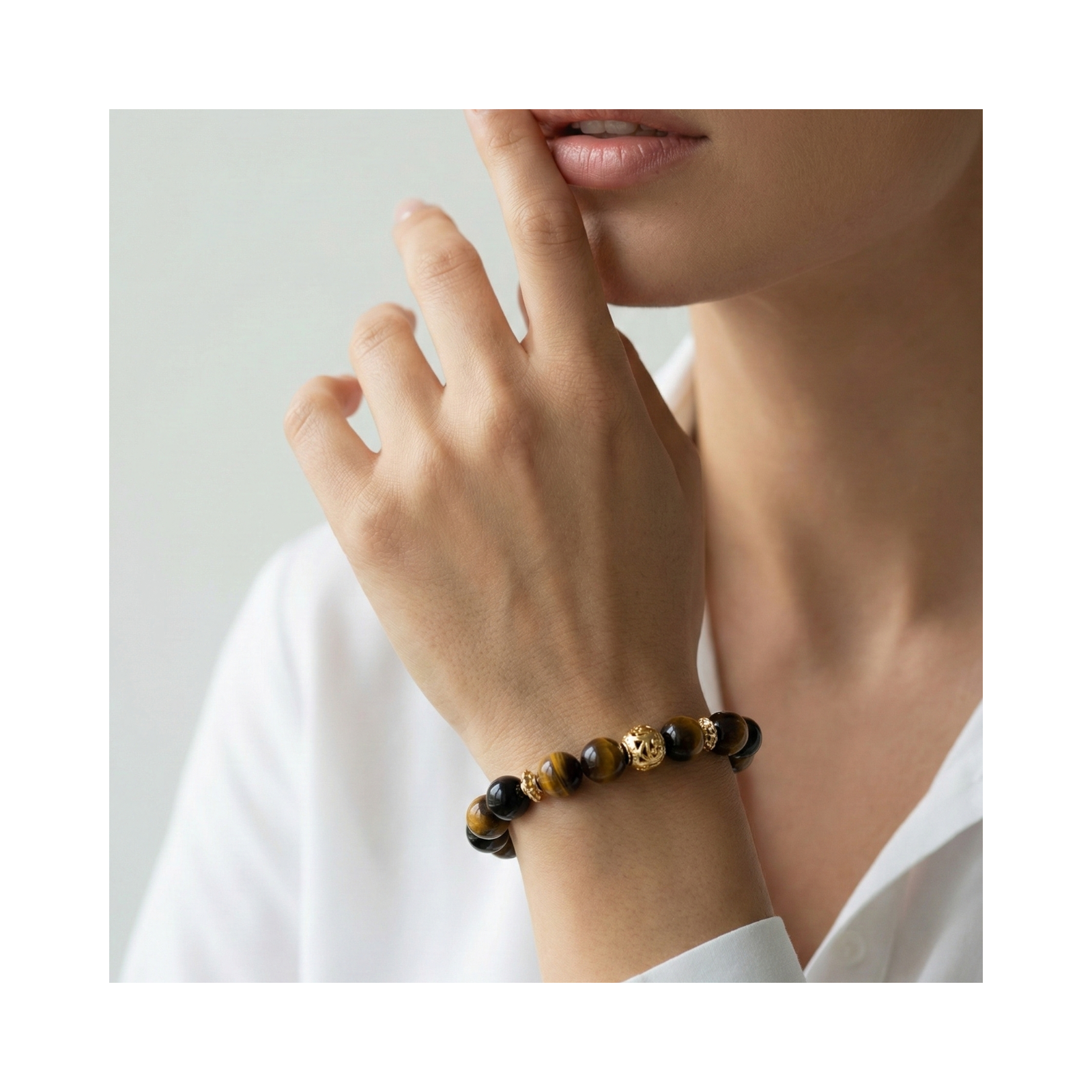 Aurelian — Strength Your Will. Guard Your Path. Prosper in Style