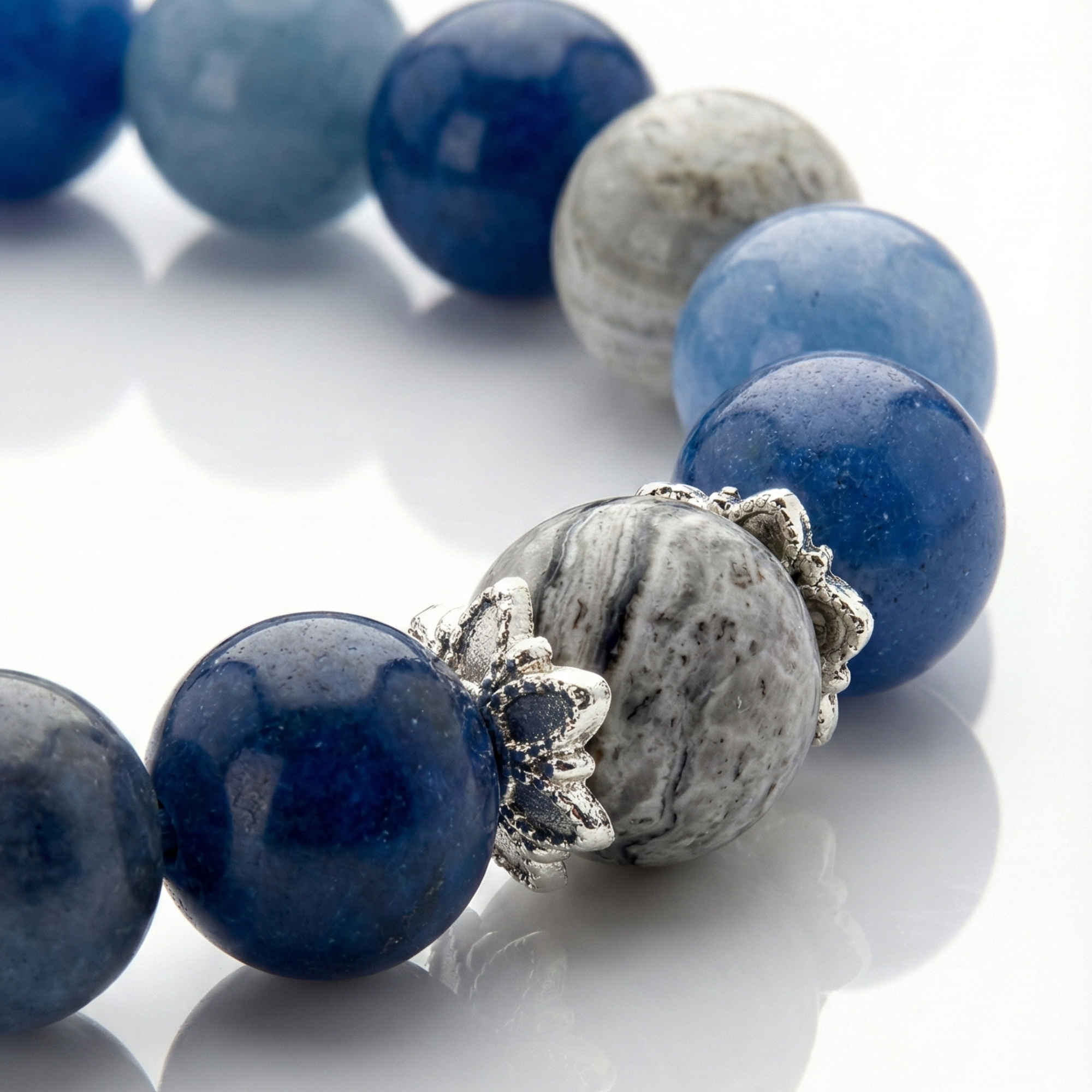 AZURA Healing Bracelet – Blue Aventurine & Map Agate with details of stone texture