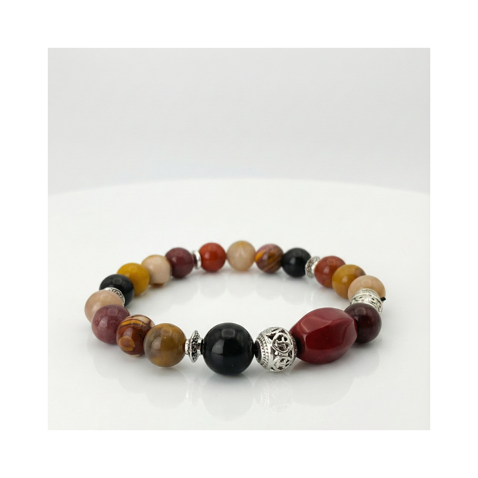 Elaris — Restore Strength. Ground the Heart. Heal in Style