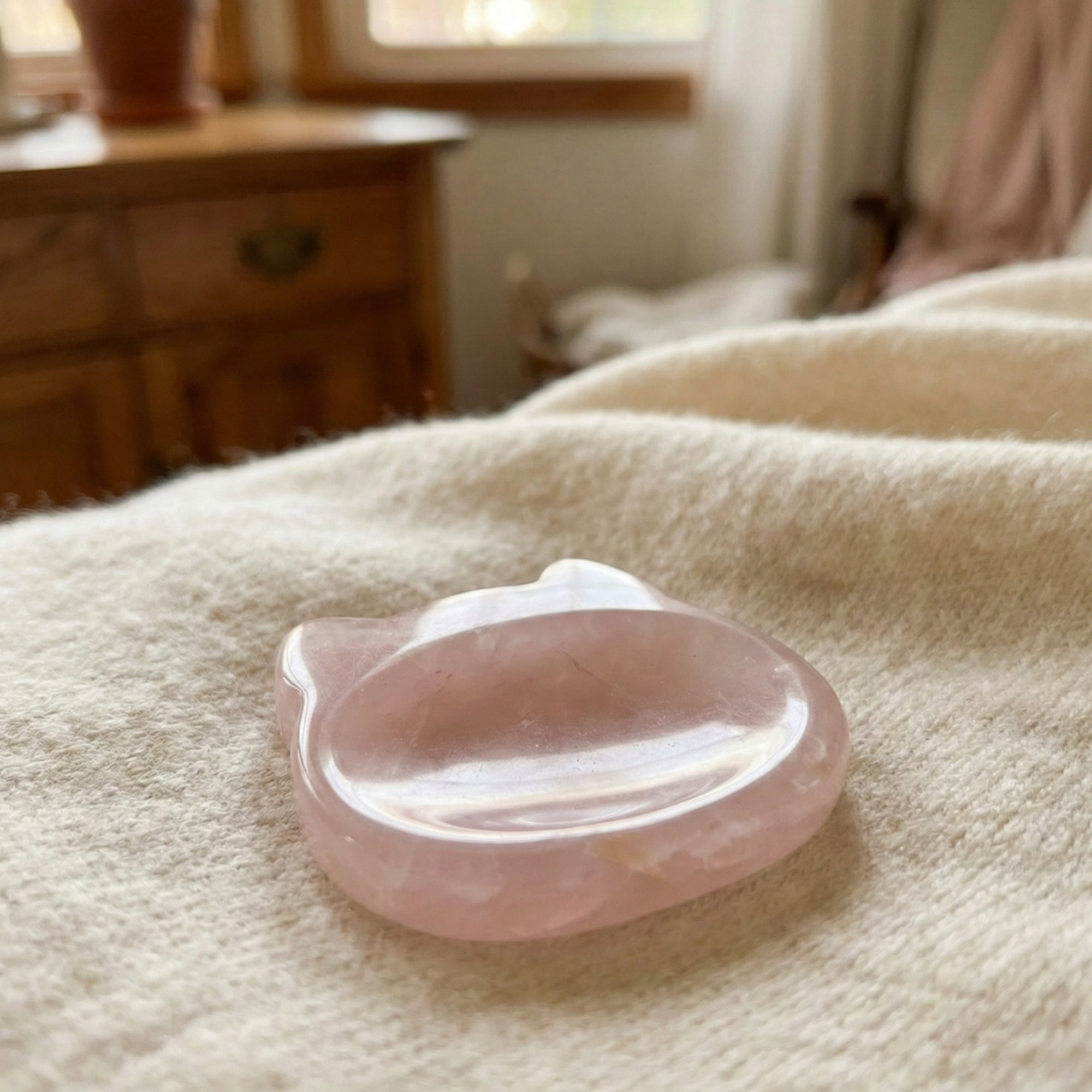 Luna - Cat shaped crystal worry stone in Rose Quartz  lay flat